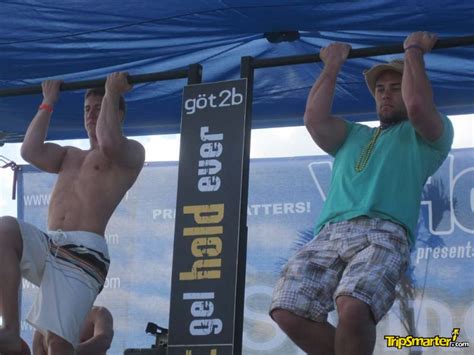 Hot Bikini Babes Spring Break On The Beach