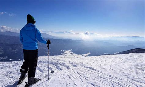 Common Ski Injuries | How To Avoid Ski Injuries | Safety Tips