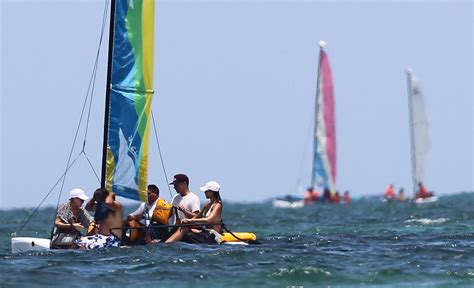 Jessica Alba In A Bikini Top At A Beach In Mexico July 2014 CelebMafia