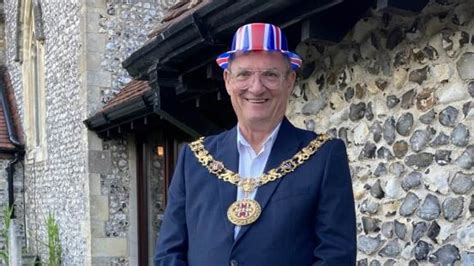 Ex Mayor Of Winchester 67 Is Charged With Sexually Assaulting 16 Year Old Girl At Fireworks