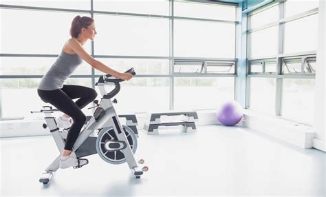 How to Exercise on a Stationary Bike? Tips & Advice