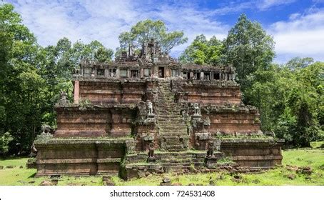 Cambodia Angkor Wat Stock Photo 724531408 | Shutterstock