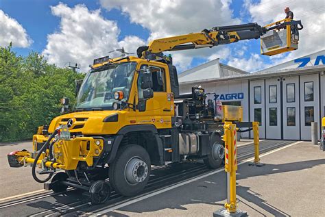 Road Rail Unimog U For Track Construction Overhead Line Installation