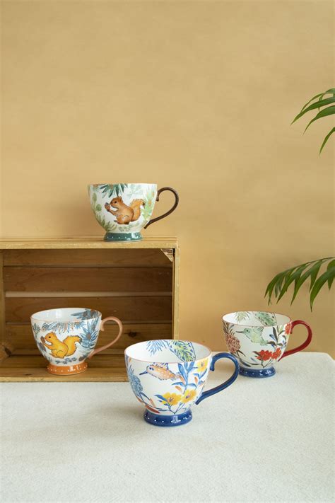 The Exquisite Flower Hand-Painted Mugs by Joyye