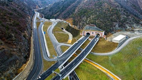 Yeni Zigana Tüneli nerede kaç KM Zigana Tüneli hangi yolları bağlıyor