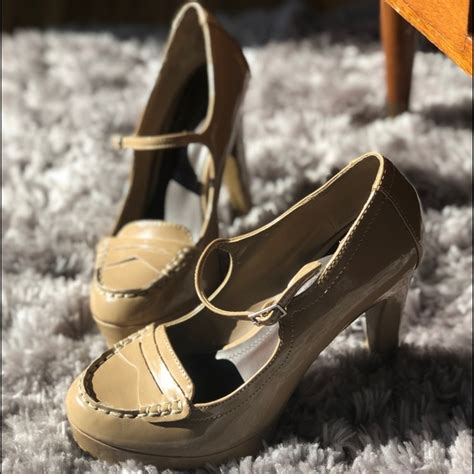 Lc Lauren Conrad Shoes Lc Lauren Conrad Nude Heels Poshmark