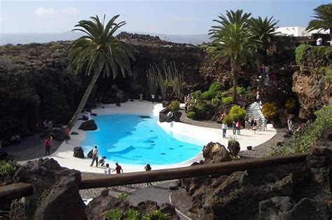 Lanzarote Timanfaya Og Jameos Del Agua Dagstur Hellotickets