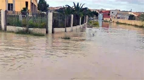 Fiumi Esondati Case Evacuate Da Catania A Licata Il Maltempo Flagella