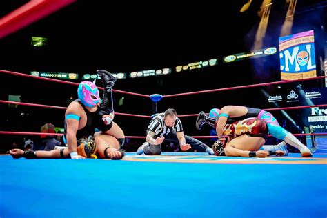 Lucha Libre Cmll On Twitter Inicia El Martesdearenam Xico Con Una