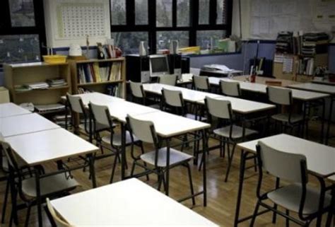 Spanje Bereidt Zich Voor Op Komend Schooljaar Met Kleinere Klassen