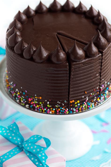 Dark And Dreamy Chocolate Fudge Layer Cake Sweetapolita™