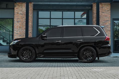 Permaisuri Vossen Hf 7 With Lexus Lx570