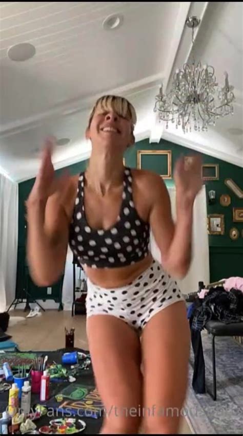 Gabbie Hanna Leaks Images Leaked View Nude Influencer Feet Xxx Nudes