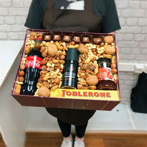 «Брату» заказать - цветы и композиции от «Камелия»