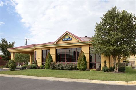 Days Inn Summerton, SC - See Discounts