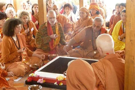 Inaugurazione Memoriale A Swami Satyananda Saraswati Scuola Di Yoga