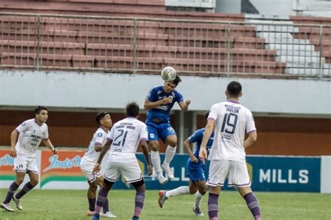 Hasil Laga Psis Semarang Vs Persita Tangerang Skor Imbang