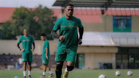 Barito Putera Vs Persebaya Surabaya Paulo Victor Sudah Gabung Latihan