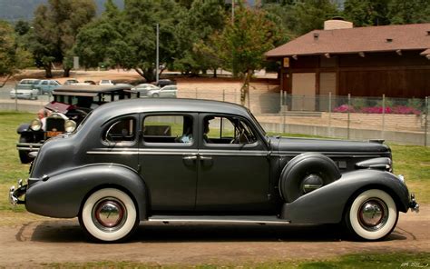 1937 Buick Century - Information and photos - MOMENTcar