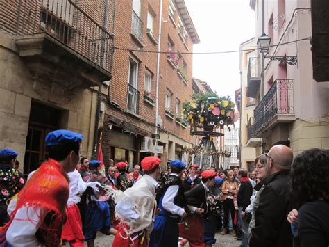 SUPERVIVENCIA CON EL ARTE CRÓNICCA DE LAS FIESTAS PATRONALES DE SANTO