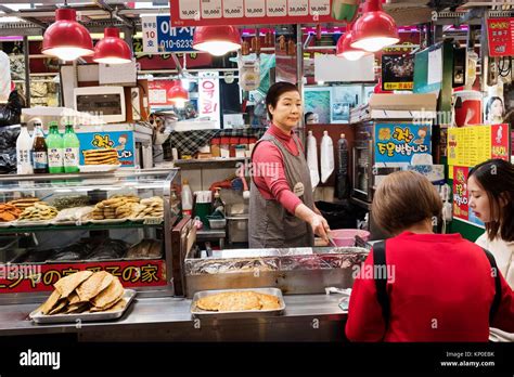 Dongdaemun Market Seoul South Korea Stock Photo Alamy