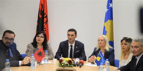 Kosova Dhe Shqipëria Memorandum Bashkëpunimi Në Fushën E Regjistrimit