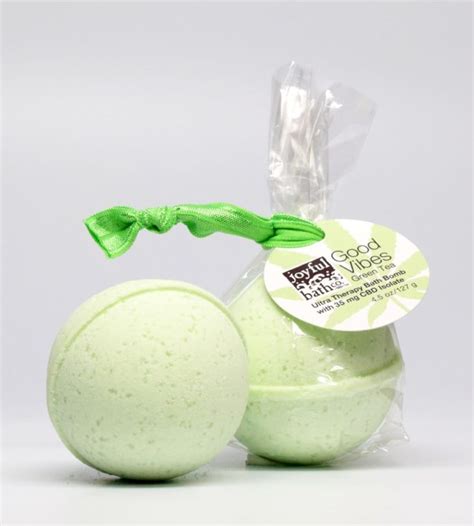 DIY - CBD Bath Bomb Recipe - The Frisky