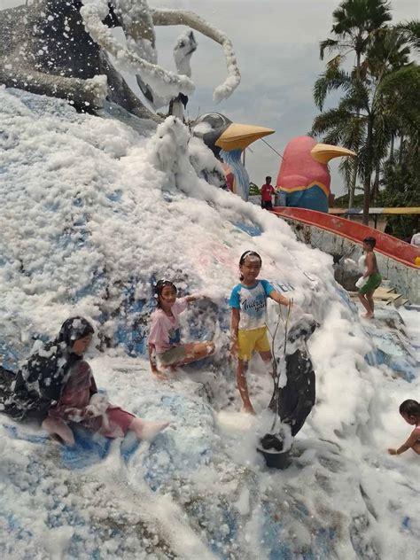 Tiara Jember Park Waterboom Tempat Wisata Favorit Keluarga Di Jember