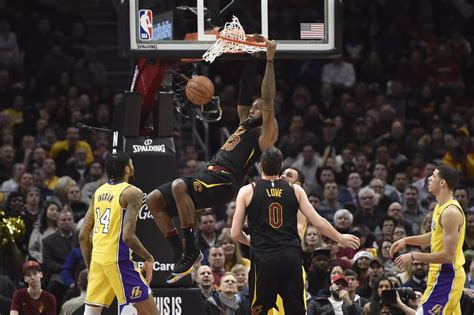 Lakers Vs Cavaliers Final Score Lebron James Triple Double Holds Off