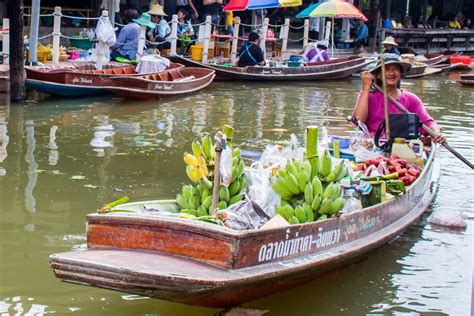 Bangkok Voiture Priv E Jusqu Au March Flottant Damphawa Getyourguide