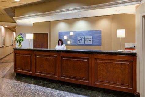 Holiday Inn Express Minneapolis Downtown (Convention Center) - UPDATED ...