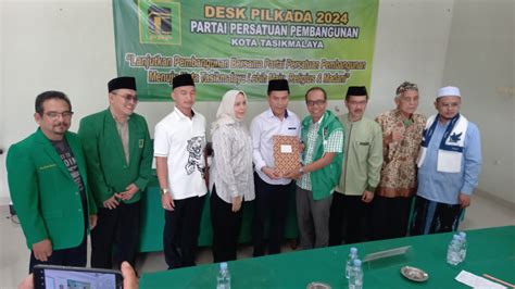 Pilkada 2024 Kota Tasikmalaya Azies Kembalikan Formulir Diantar Istri