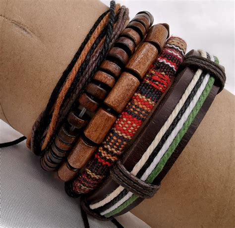 Stoere Heren Armband Set Van Verschillende Bandjes Waarvan Leer