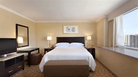 Embassy Suites Glendale, CA hotel near Los Angeles