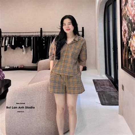 set bộ nữ sang chảnh set áo sơ mi quần đùi kẻ siêu hot năm B Shopee Việt Nam