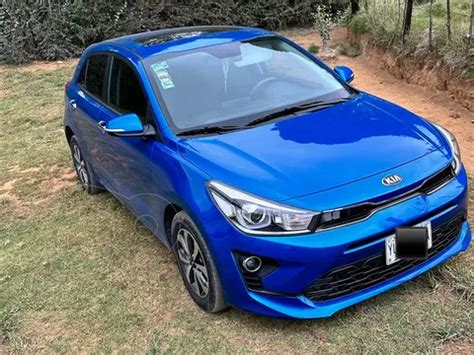 Kia Rio Hatchback EX Usado 2021 Color Azul Precio 279 000