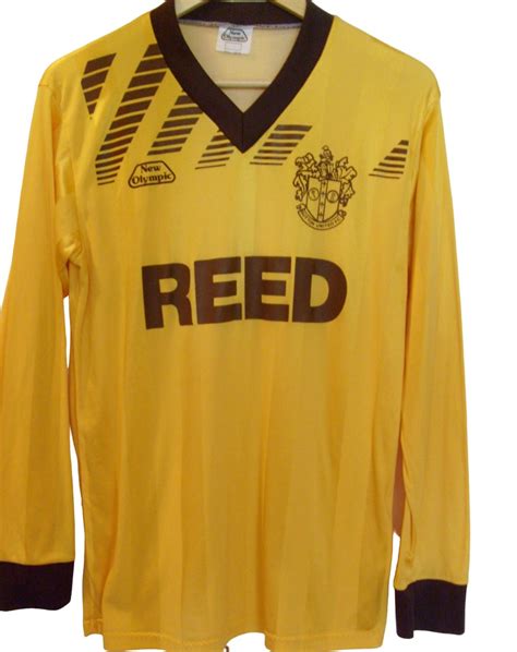 Sutton United 1989-90 Home Kit