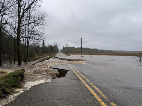 Heavy Rain Causes Flooding In Parts Of Mid Michigan Monday Weyi