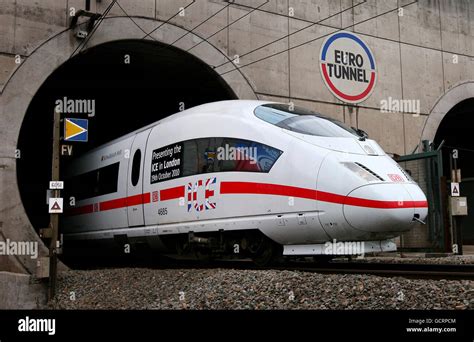 Channel tunnel train hi-res stock photography and images - Alamy