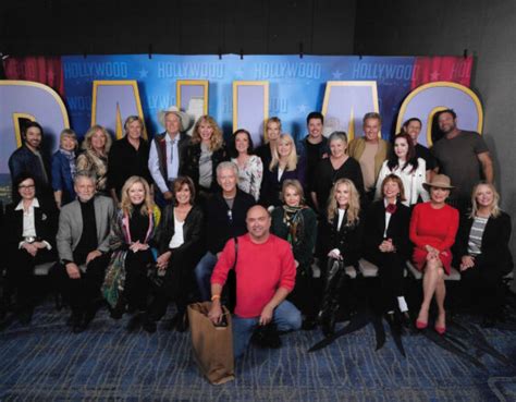 Dallas Cast Reunion at Hollywood Show Was Largest Ever (Photos)