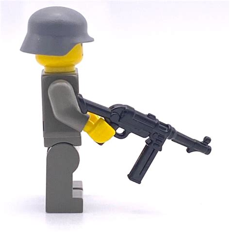 Brickmania Citizen Brick Ww2 German Infantry Soldier W Brickarms