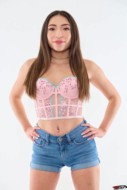 DFXtraOriginals Amber Summer Porn Pic