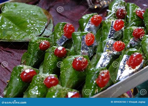 Sweet Paan Meetha Pan Betel Leaves Mouth Freshener Traditional