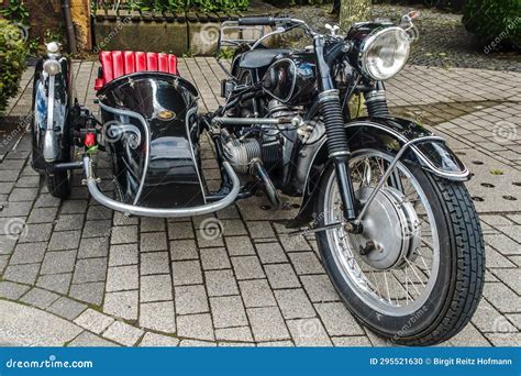 BMW Motorcycle with Sidecar Editorial Image - Image of bike, wheel: 295521630