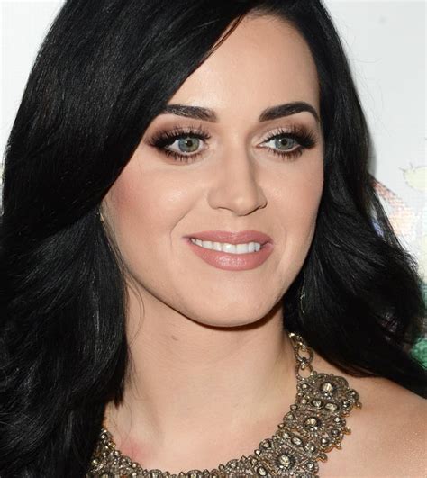 Katy Perry Makeup Looks Camila Coelho