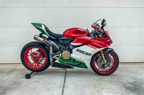 2018 Ducati Panigale R 1299 Final Edition – Iconic Motorbike Auctions