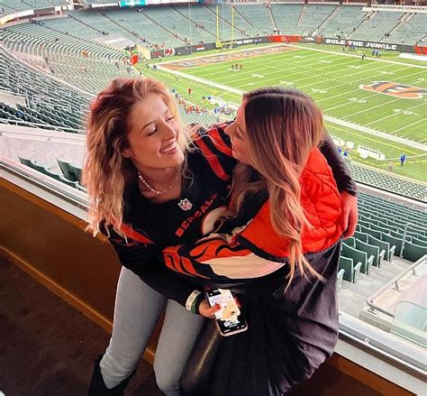 Bengals Qb Jake Brownings Girlfriend Stephanie Niles Admits She Needs