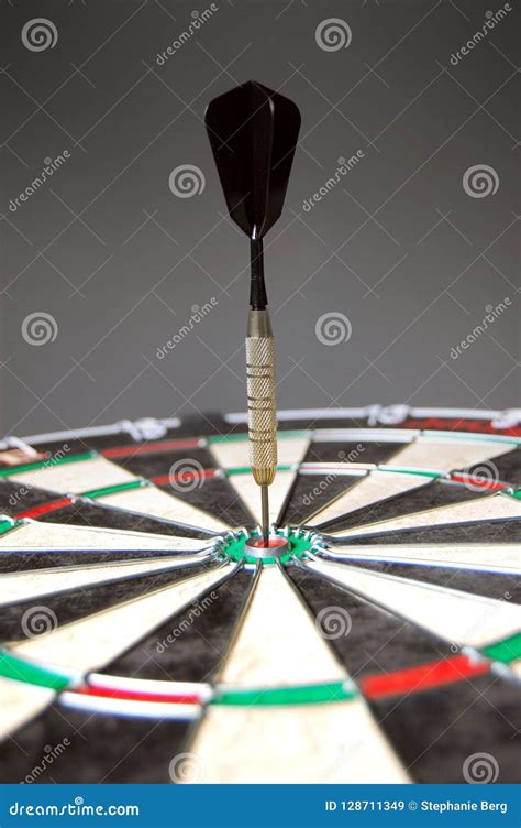 Bulls Eye Dart On A Dartboard Stock Image Image Of Laying Gold