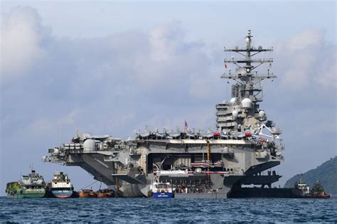 Us Aircraft Carrier Makes Da Nang Port Call As America Looks To Strengthen Ties With Vietnam