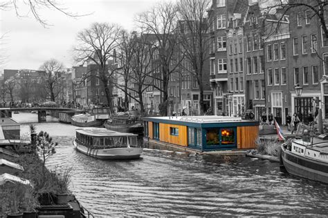 Houseboat rental Amsterdam (149) - Book Barges & Boathouses